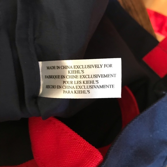 NWOT 3 Kiehl’s Bags, 1 Tote, 1 Toiletry, 1 Makeup - Picture 6 of 15